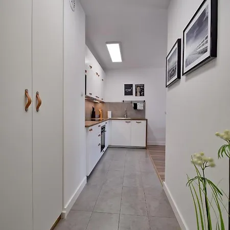 Bursztyn 2 Apartment *